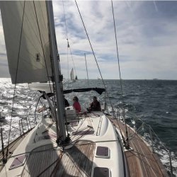 Illuka Sailing Alquiler de veleros